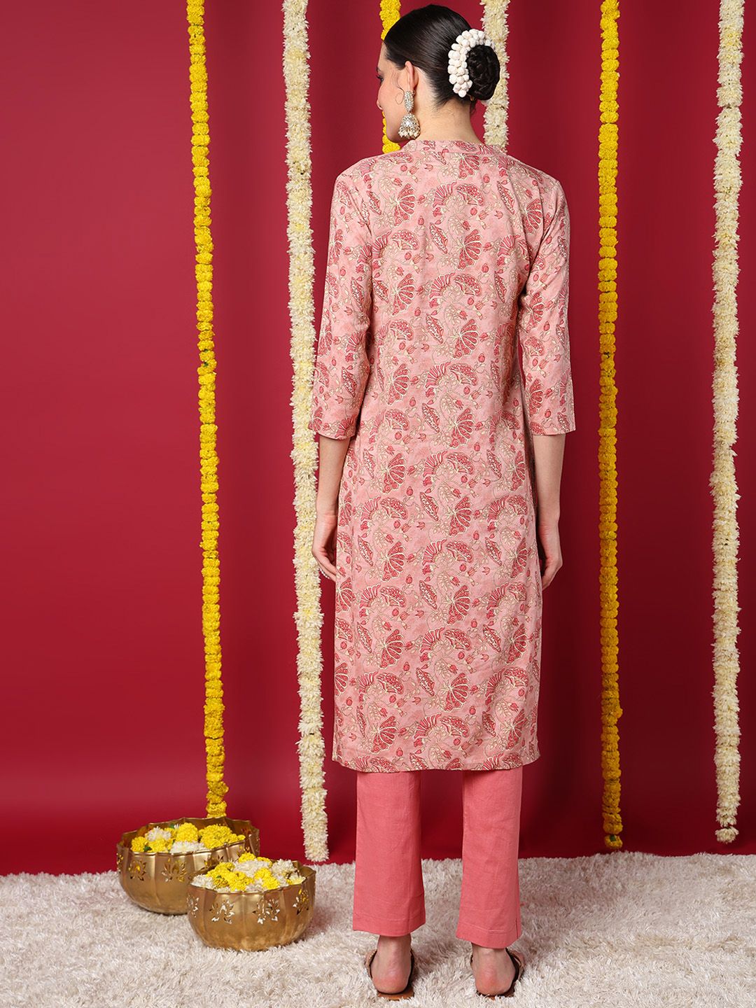 Peach Viscose Rayon Floral Printed Straight Kurta