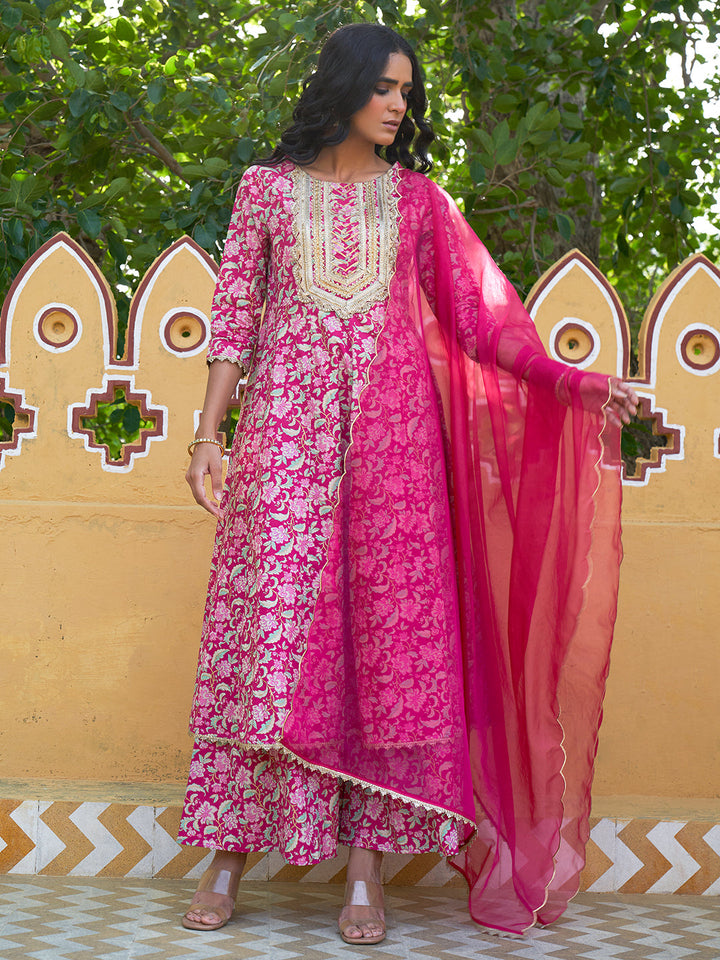 ZERESOUQ-Rani-Pink-Cotton-Floral-Printed-Festive-Kurta-Set