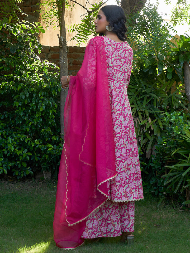 ZERESOUQ-Rani-Pink-Cotton-Floral-Printed-Festive-Kurta-Set