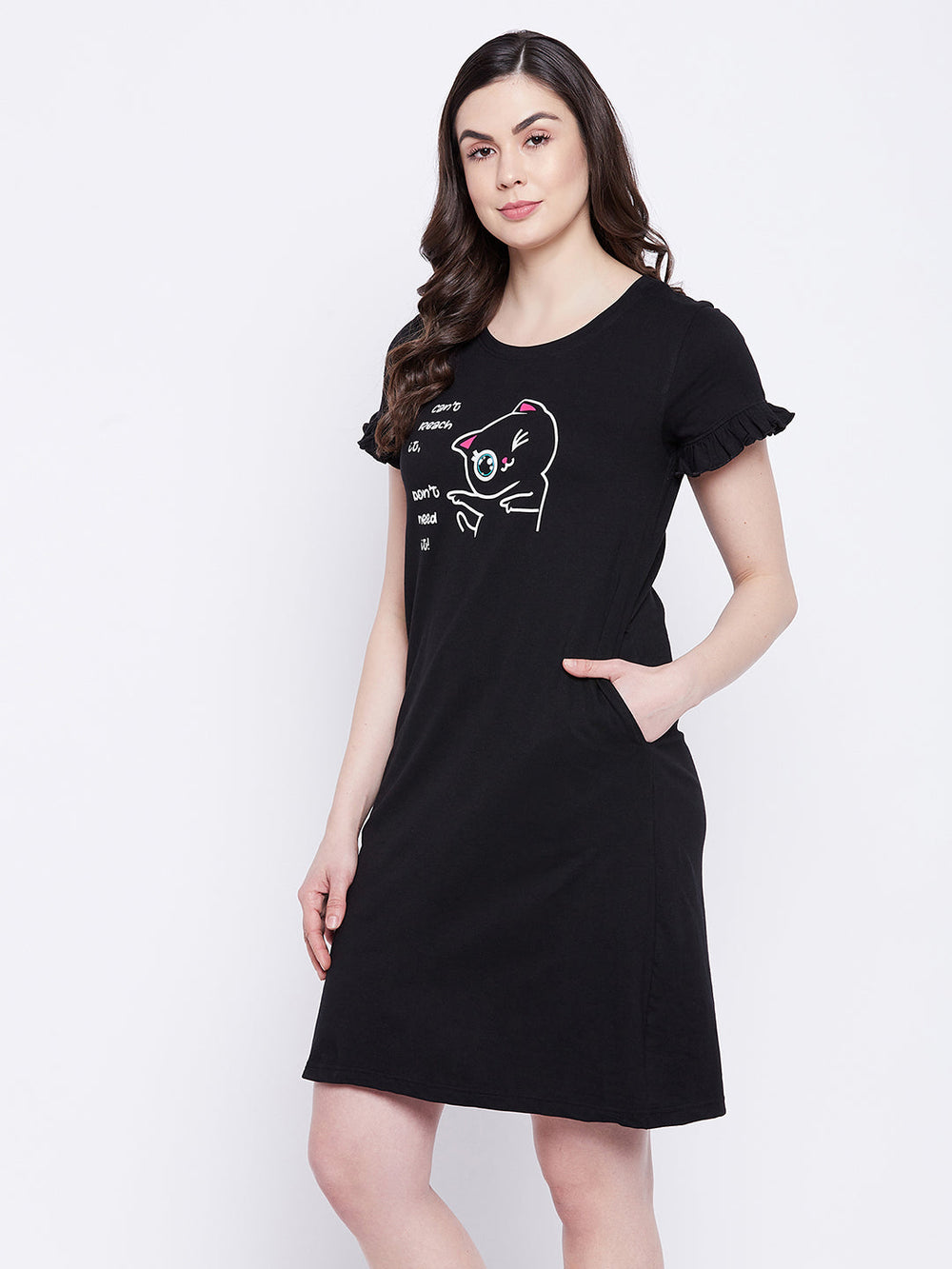 Quirky-Quote-Print-Short-Night-Dress-In-Black