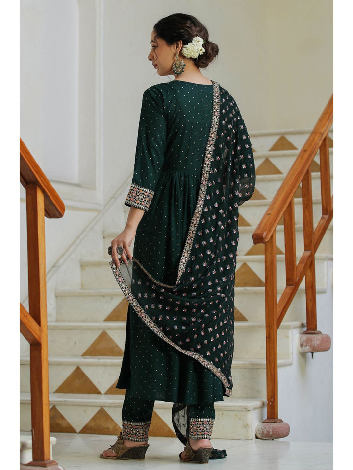 Raatrani Green Embroidered Naira Suit Set