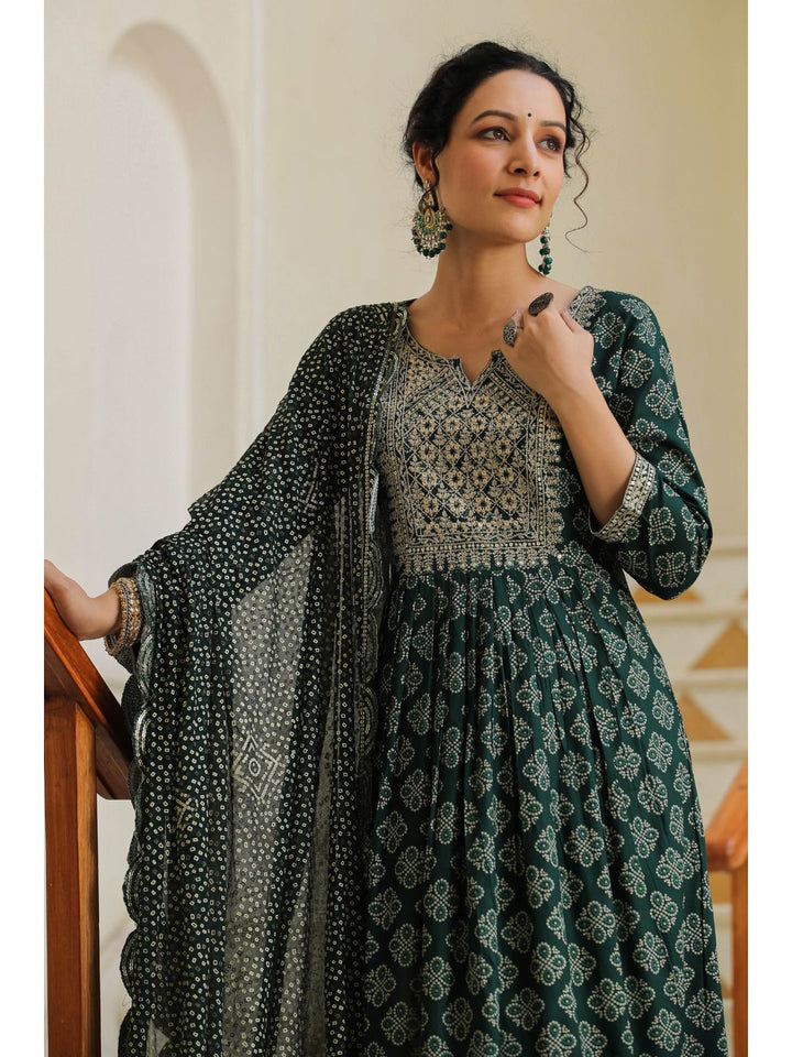 Raatrani Green Sequin & Printed Naira Suit Set