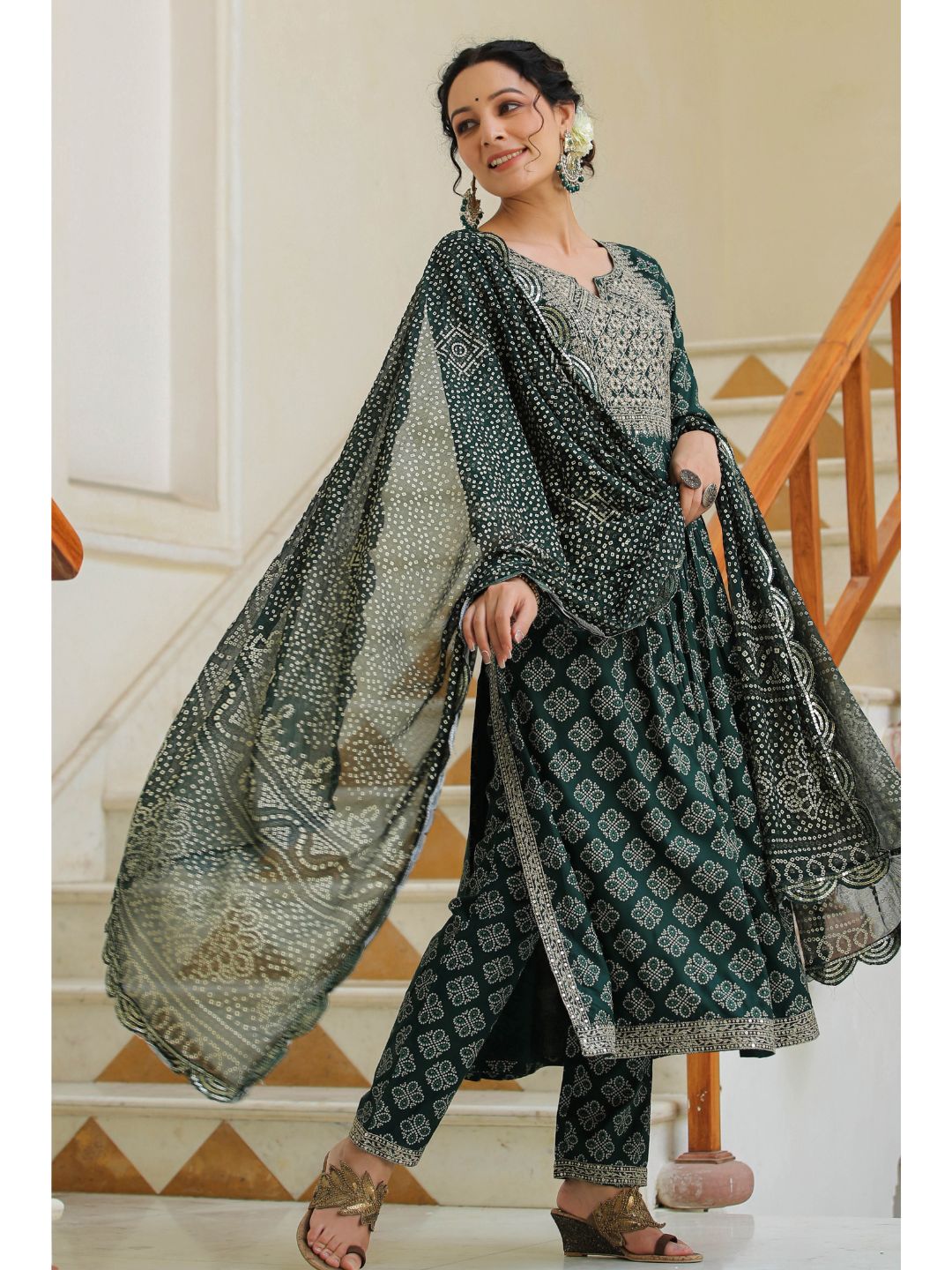 Raatrani Green Sequin & Printed Naira Suit Set