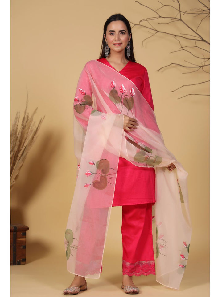 Rani-Laced-Kurta-Set-With-Painted-Dupatta