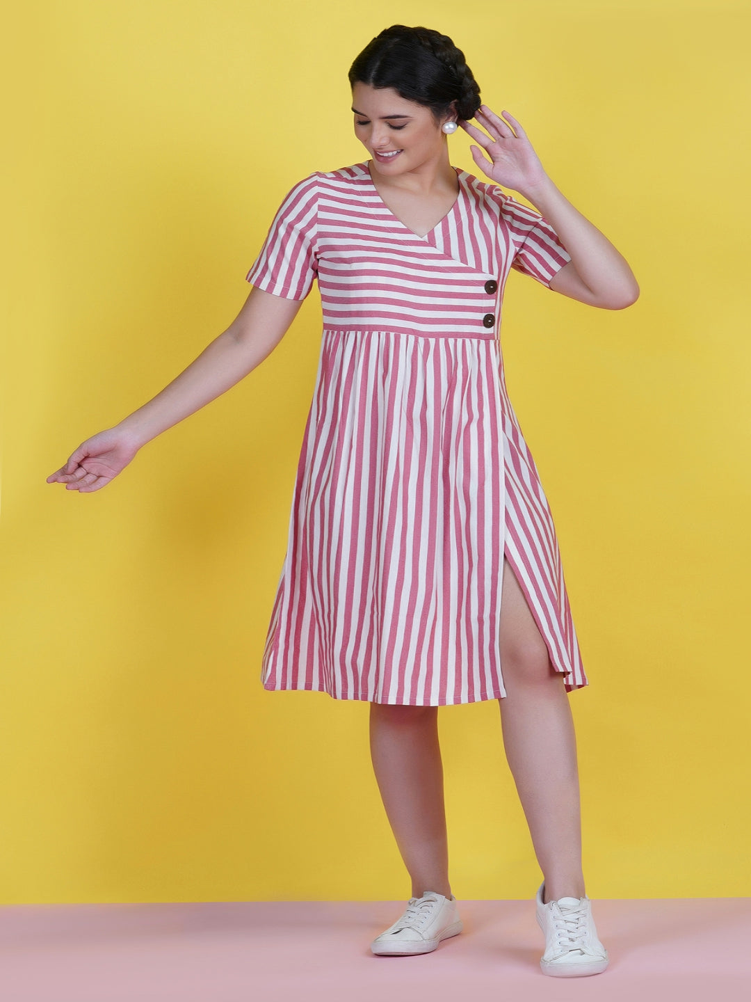 Red-Stripe-Cotton-Dress-With-A-Buttoned-Yoke