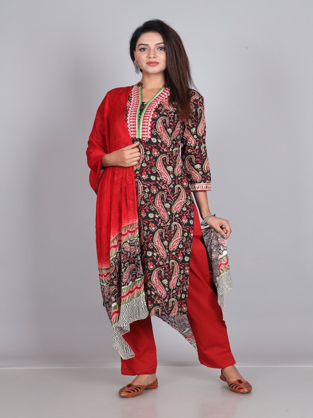 Rozana Black & Red Chiffon Dupatta Set