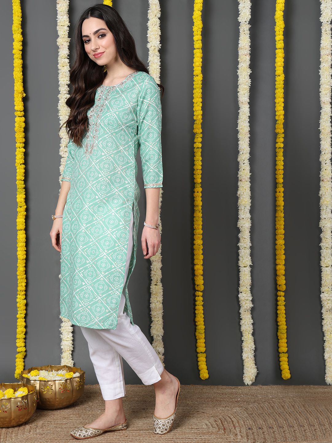 ZERESOUQ-Sea-Green-Cotton-Blend-Bandhani-Printed-Straight-Kurta