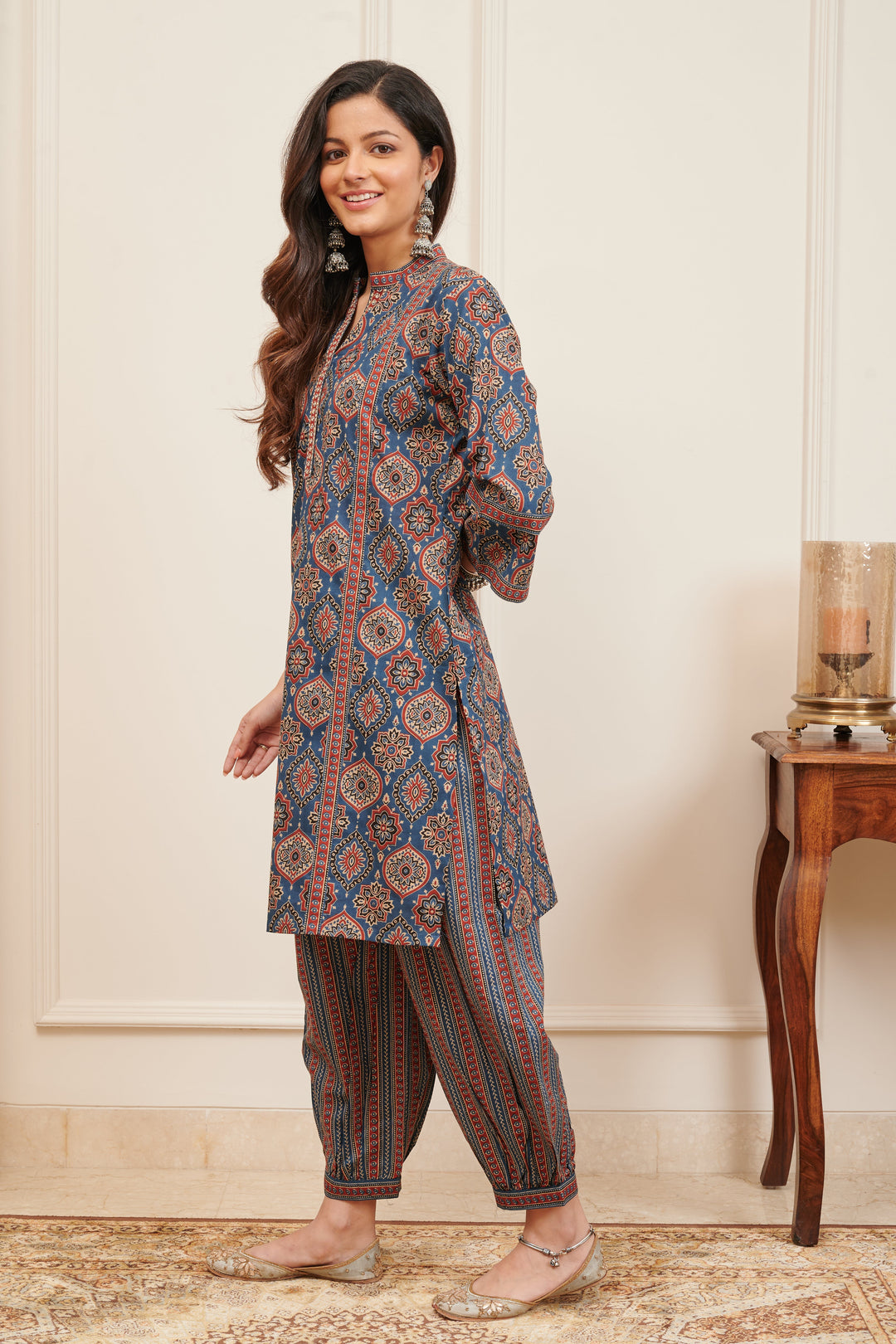 Blue & Red Bagru Printed Straight Kurta