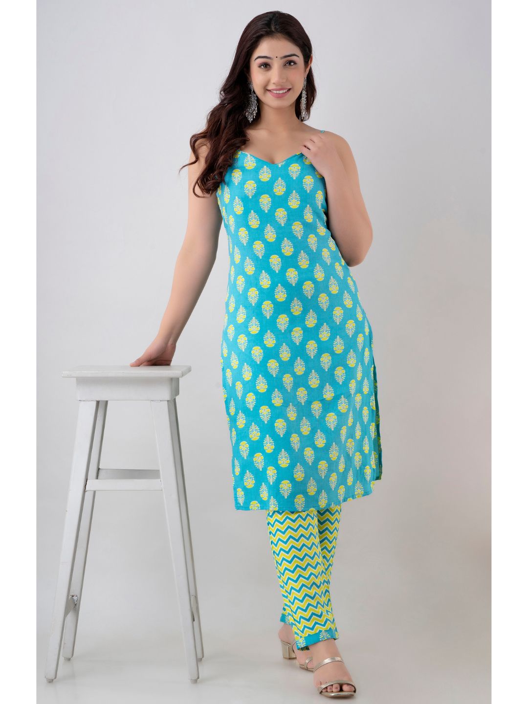 Sky Blue & Green Rayon Sleeveless Kurta Set