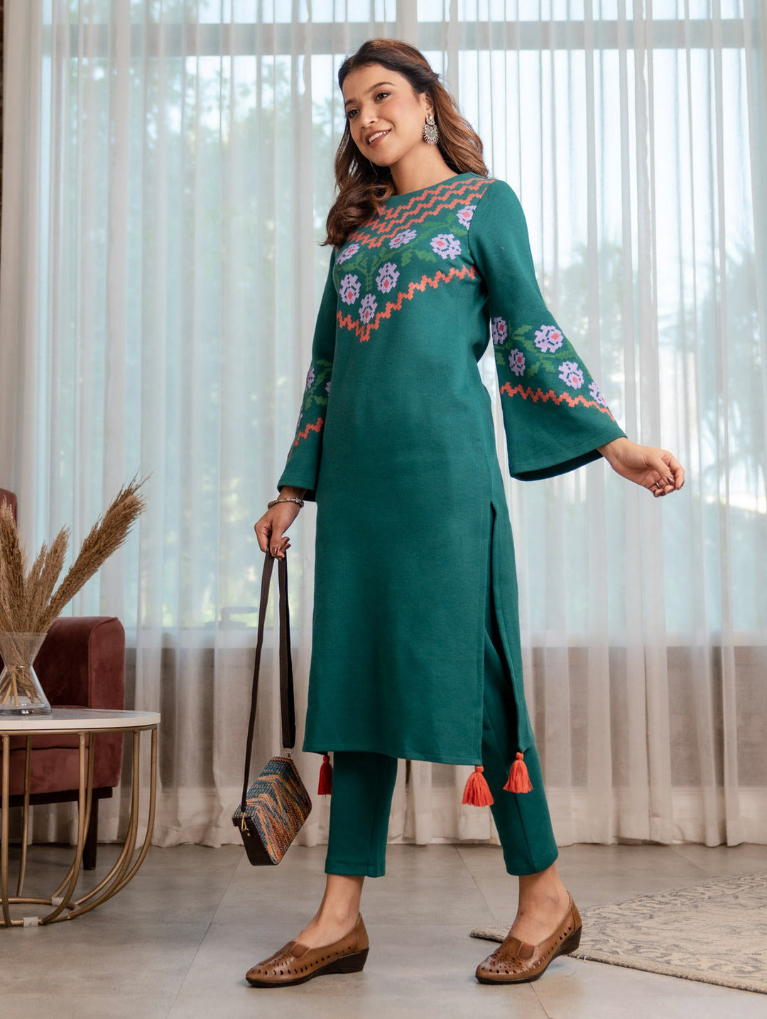 Teal-Acrylic-Floral-Kurta-With-Flared-Sleeves