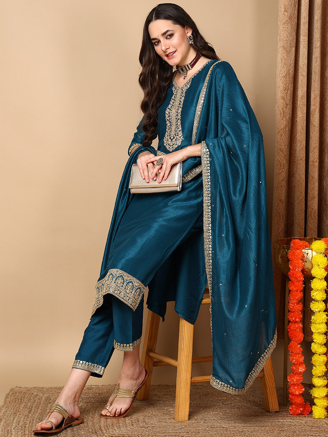 ZERESOUQ-Teal-Silk-Blend-Solid-Embroidered-Straight-Kurta-Trouser-With-Dupatta