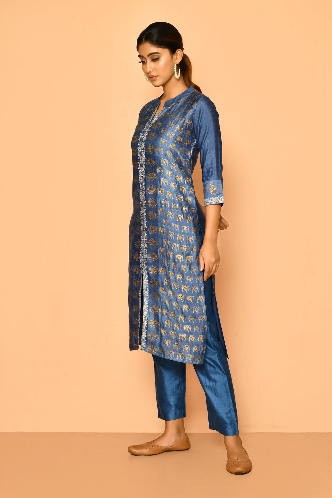 ZERESOUQ-Topaz-Peacock-Blue-Handloom-Cotton-Silk-Kurta-Set