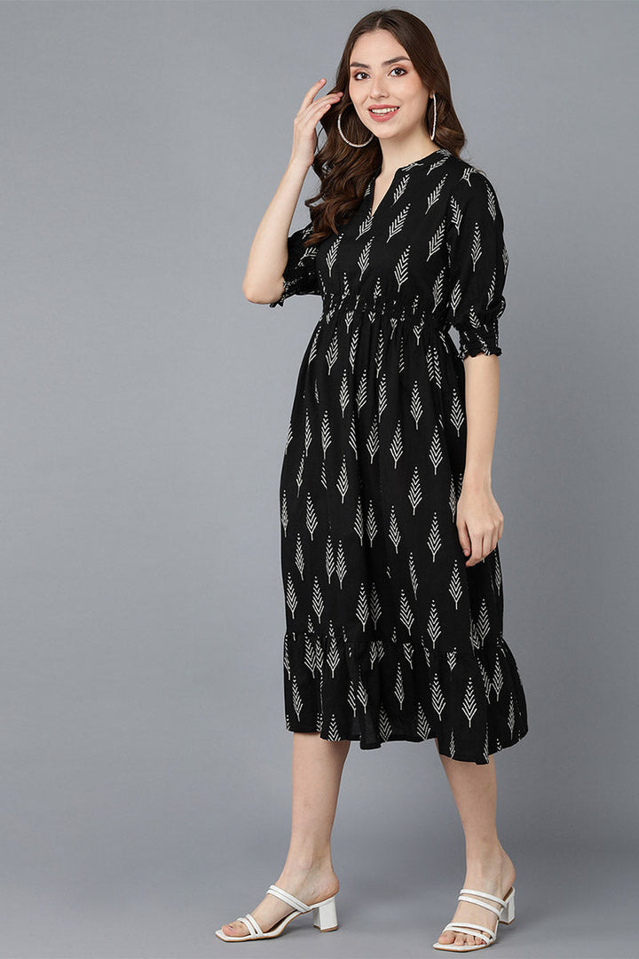 ZERESOUQ-Black-Cotton-Geometric-Pine-Print-Midi-Dress