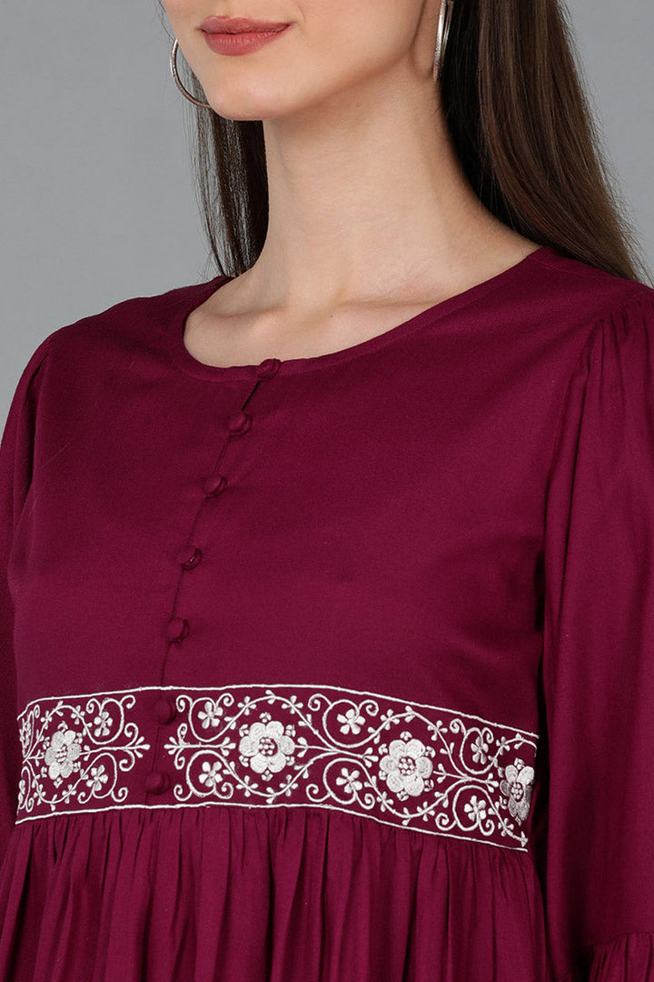 ZERESOUQ-Magenta-Liva-Solid-Embroidered-Peplum-Top