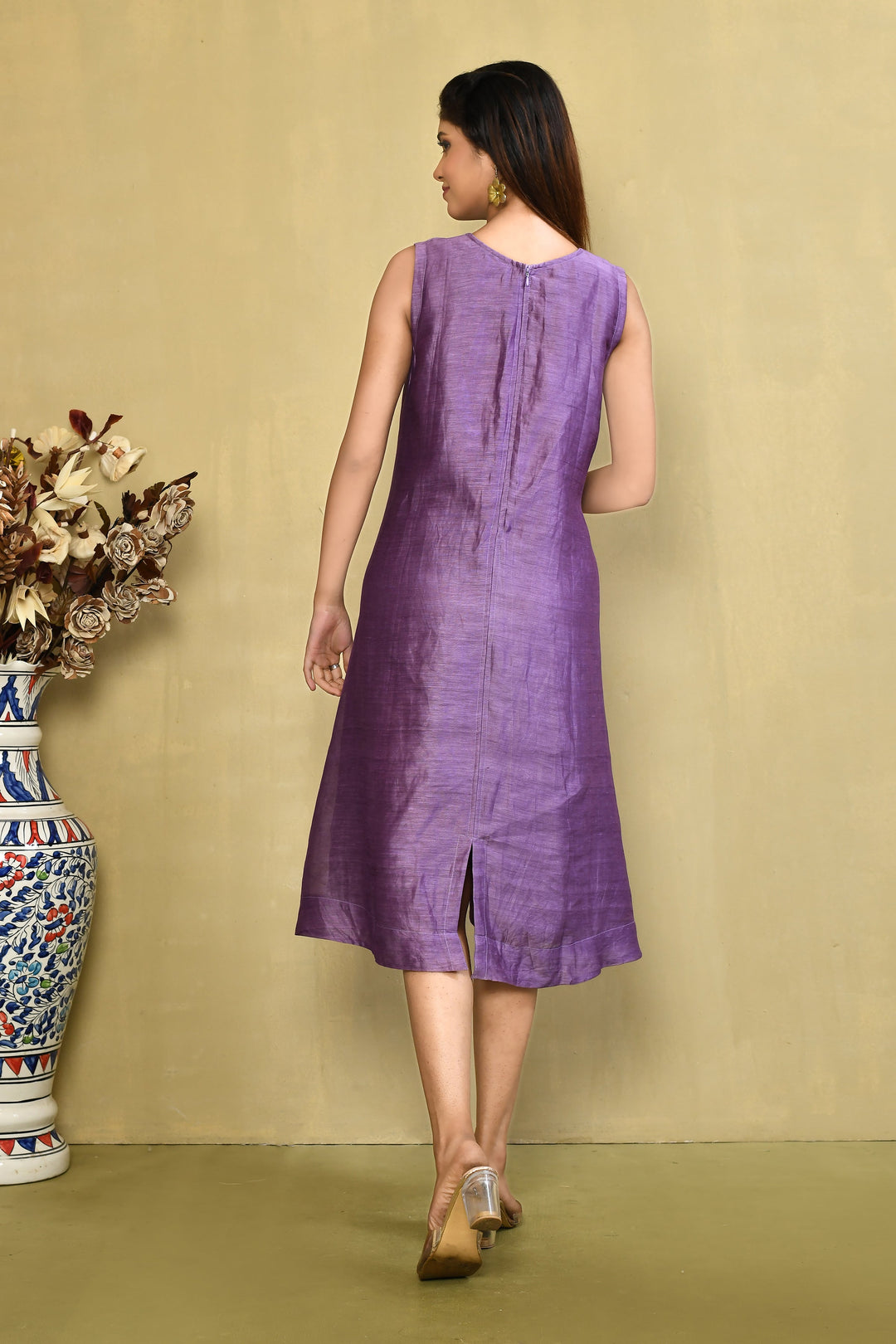 Violet Pure Linen Solid Sleeveless Dress With Front Pocket