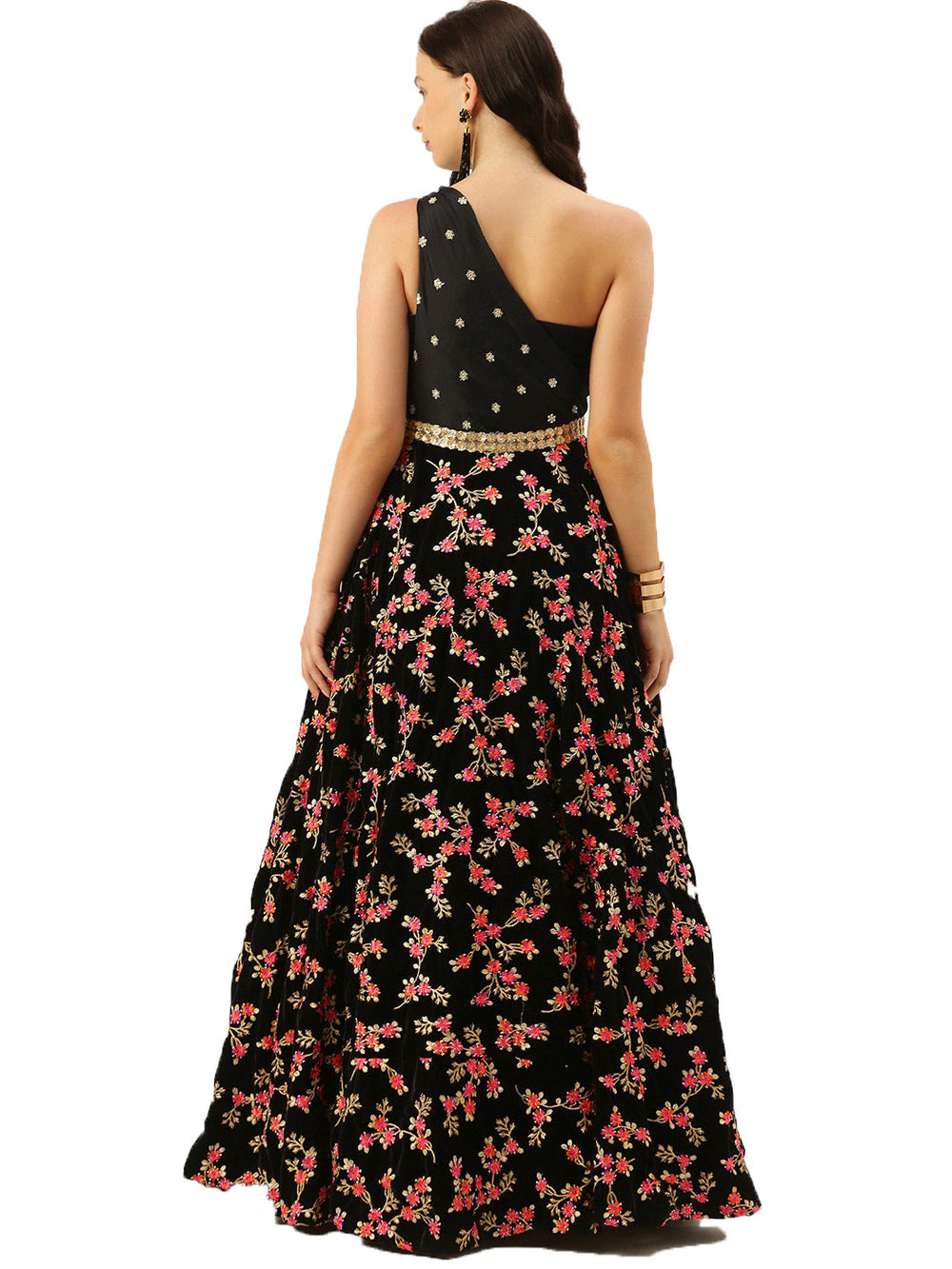 Vogue-One-Shoulder-Style-Embroidered-Gown
