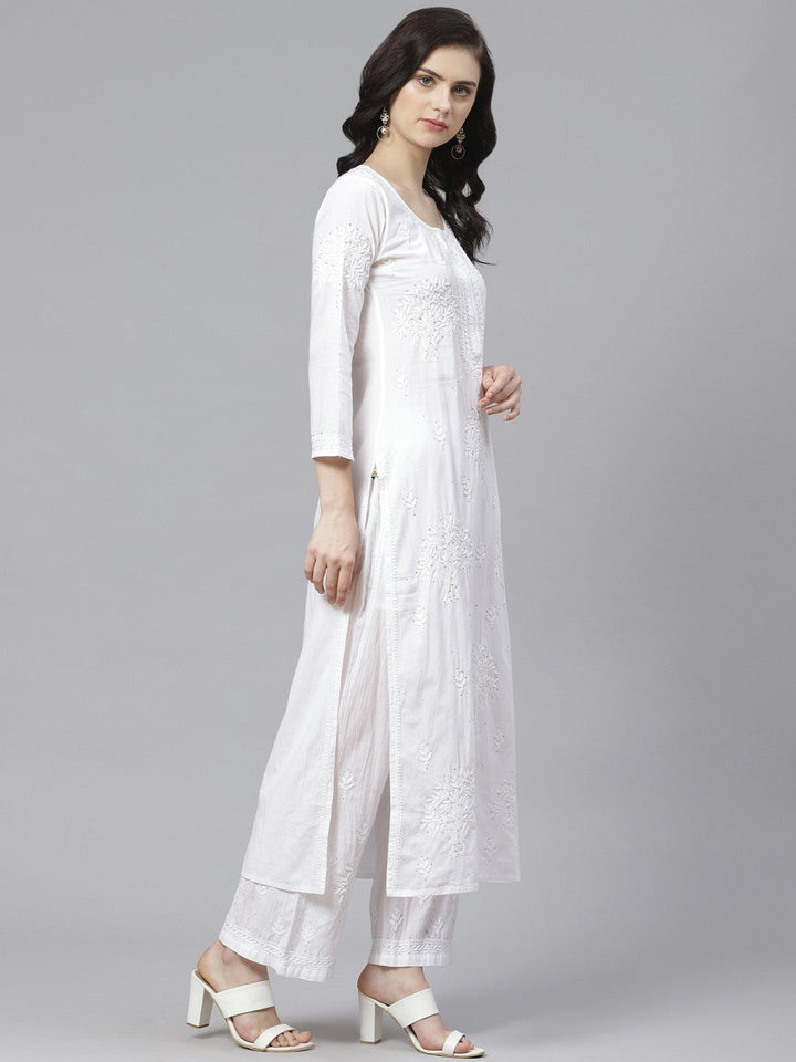 White-Chikankari-Kurta-Set-With-Muqaish-Work
