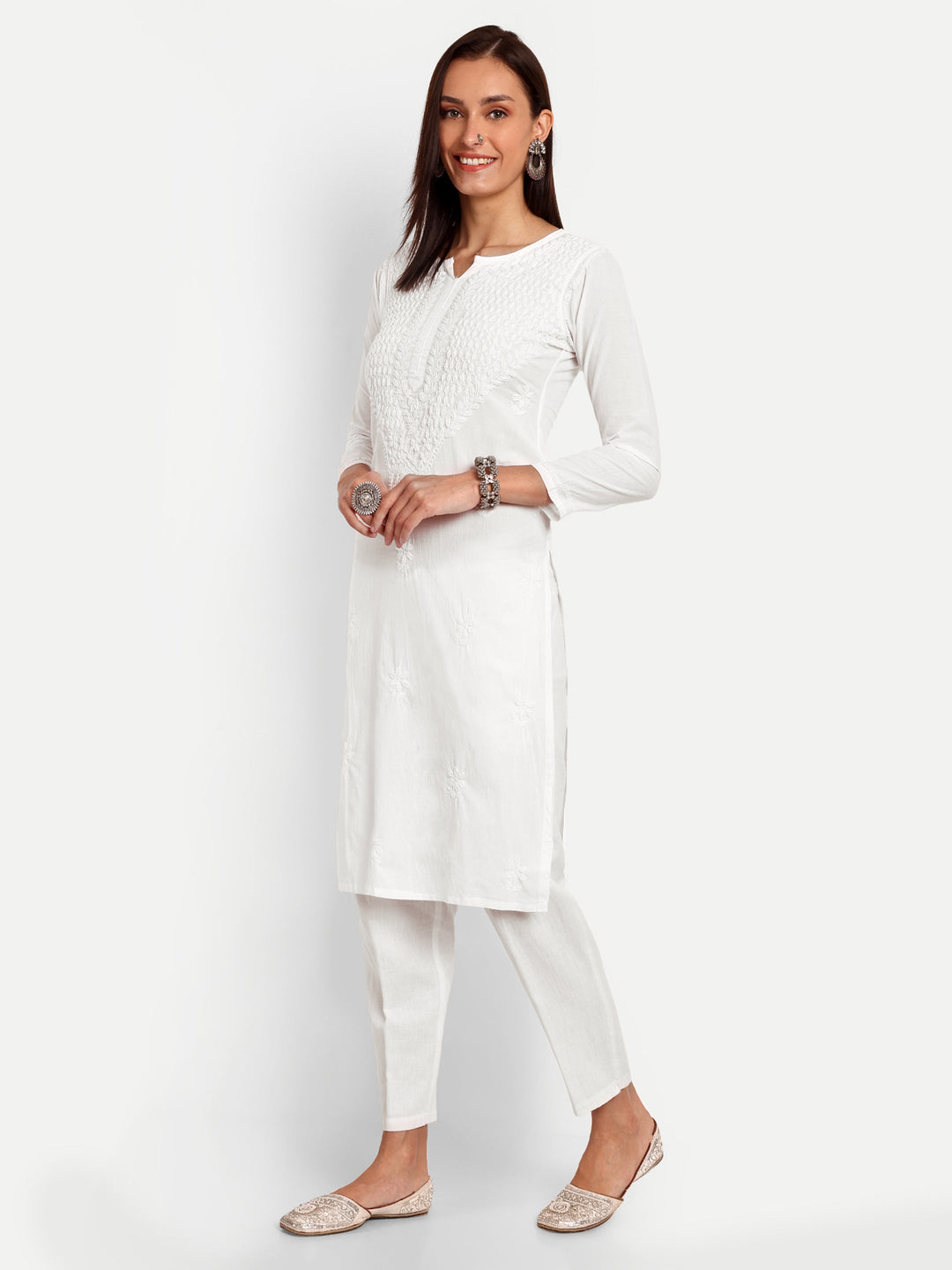 White Cotton Artisan Embroidered Chikankari Kurta