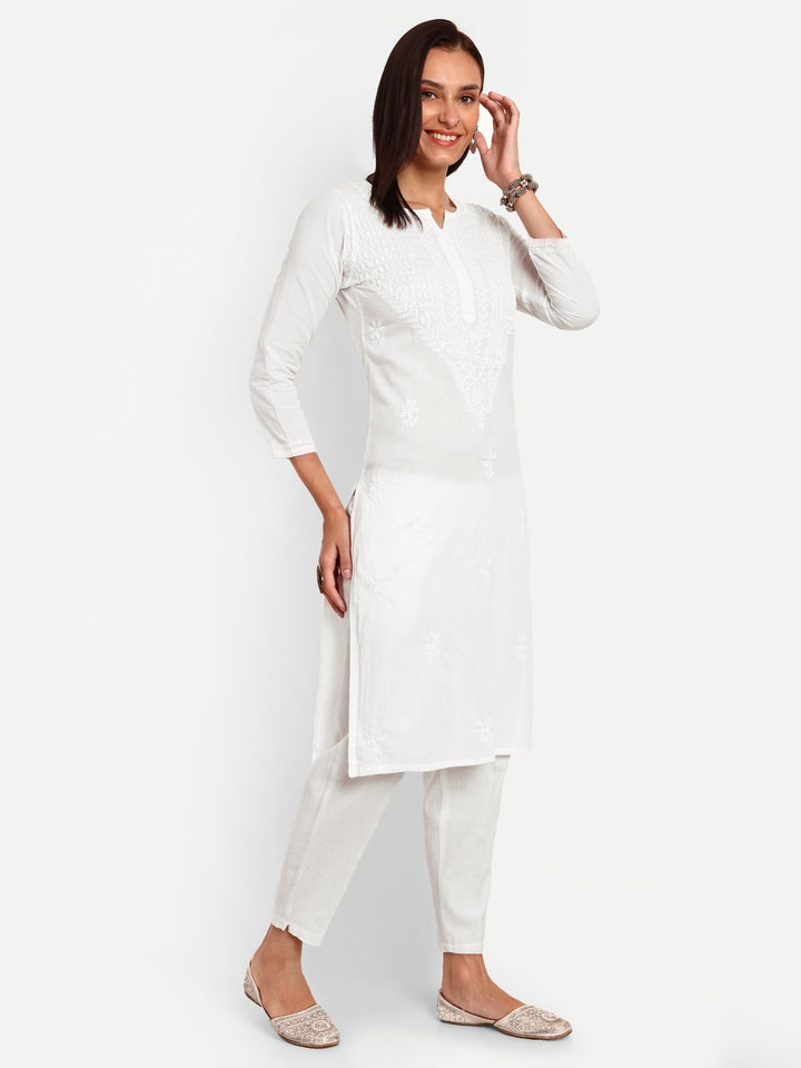 White Cotton Artisan Embroidered Chikankari Kurta