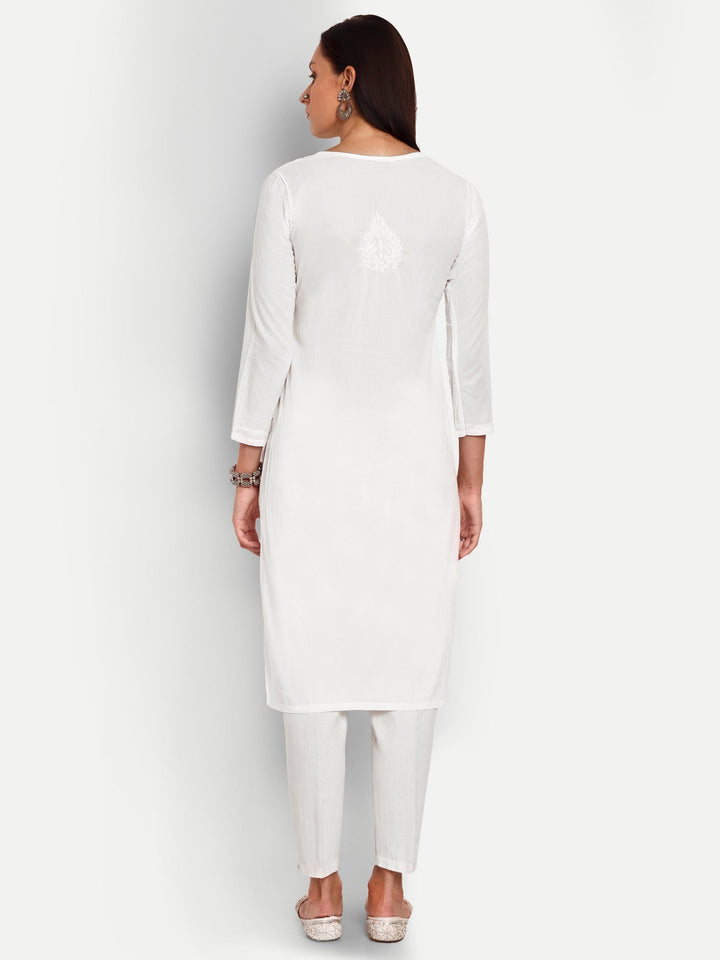 White Cotton Artisan Embroidered Chikankari Kurta