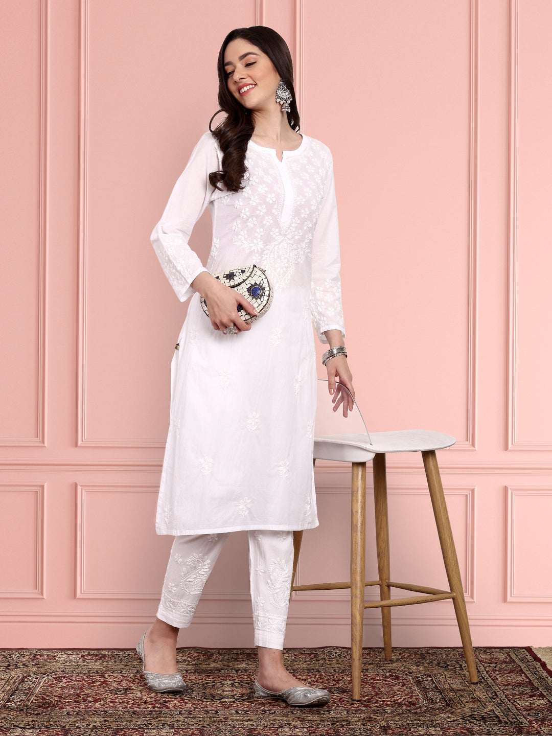 White Cotton Artisan Embroidered Chikankari Kurti