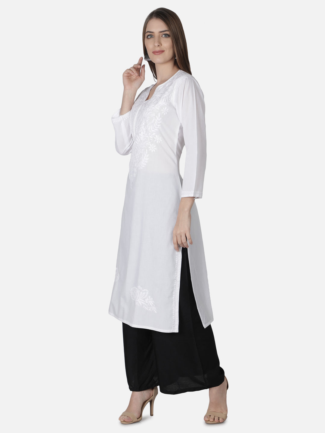 White Cotton Kurta in Keel Kangan Chikan Work