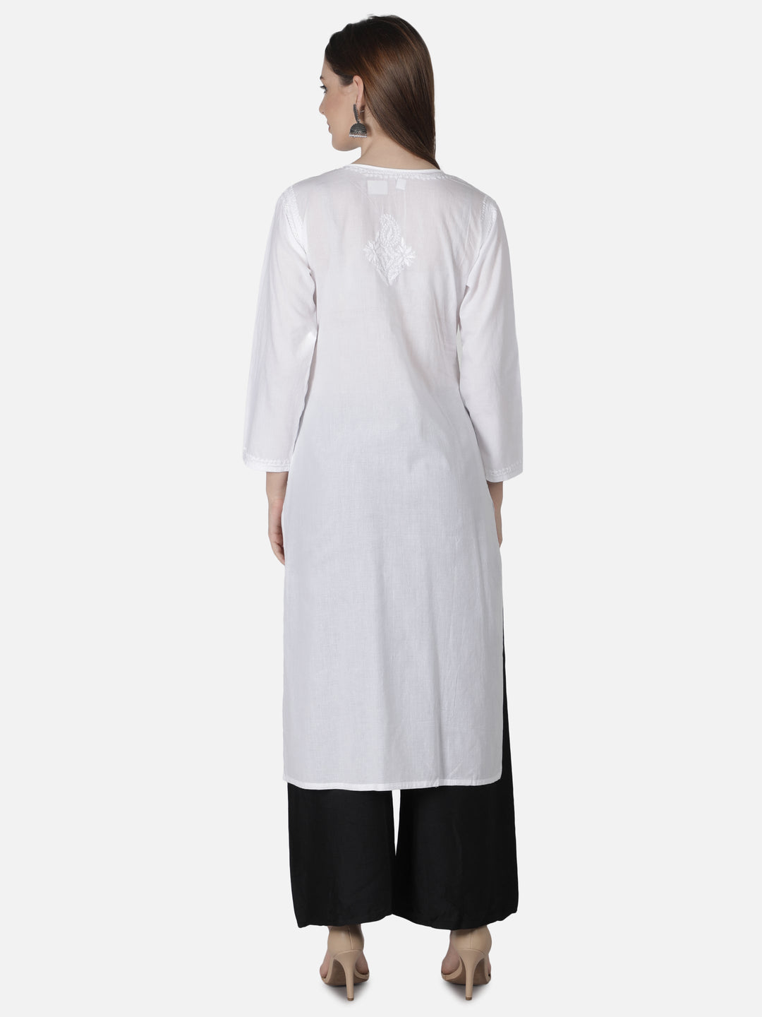 White Cotton Kurta in Keel Kangan Chikan Work