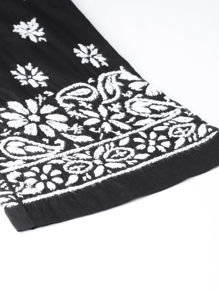 White-Cotton-Lucknow-Chikan-Kurta-Set