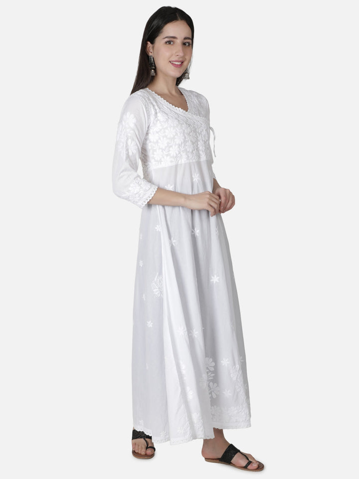 White-Cotton-Lucknowi-Chikan-Kurti