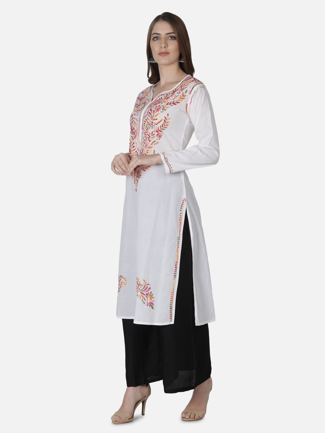 White-Cotton-Lucknowi-Chikan-Kurti