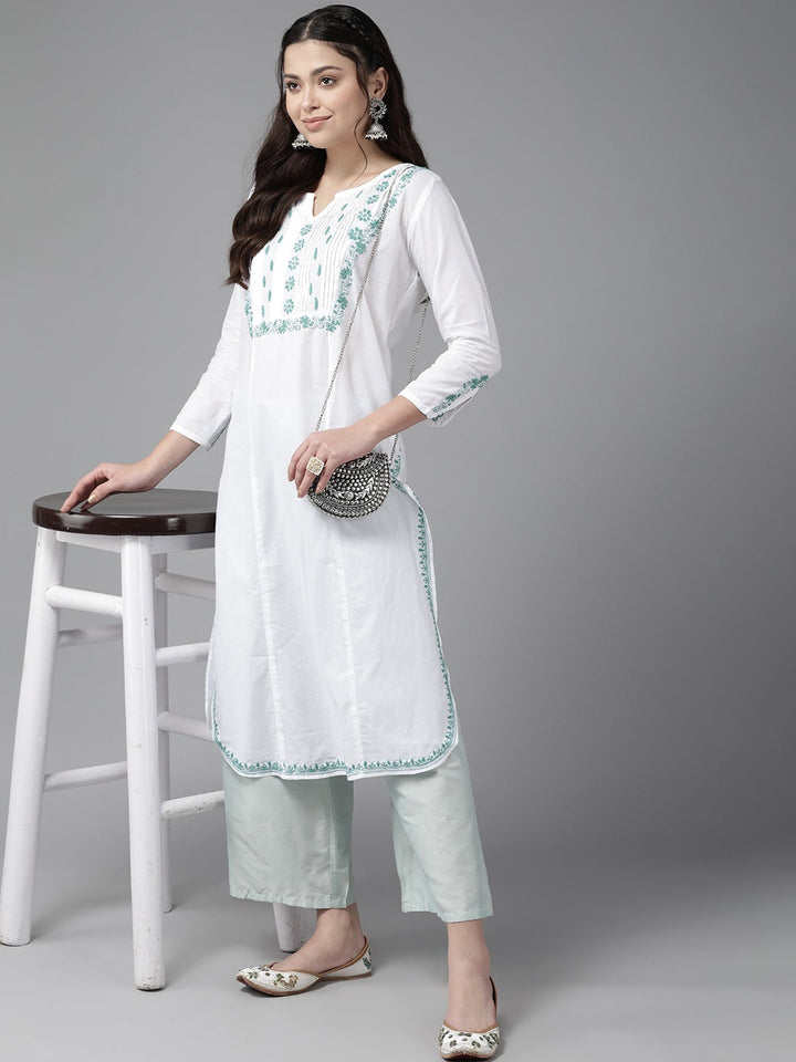 White & Green Cotton Ghaspatti Chikan Kurta