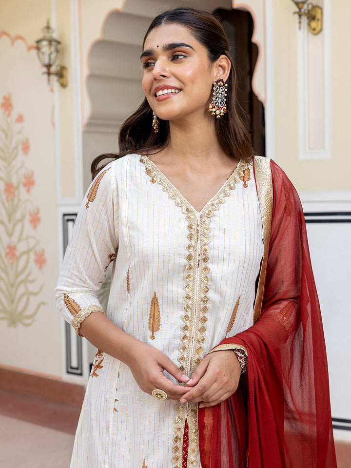 ZERESOUQ-White-&-Maroon-Cotton-3-Piece-Kurta-Set-with-Front-Slit