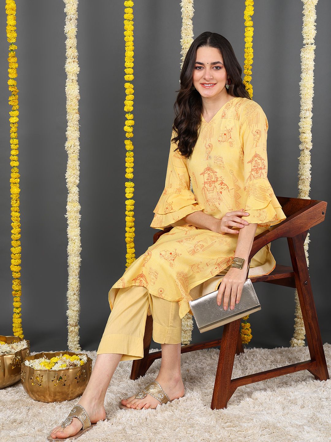 Yellow Cotton  Ethnic Motifs Printed Straight Kurta