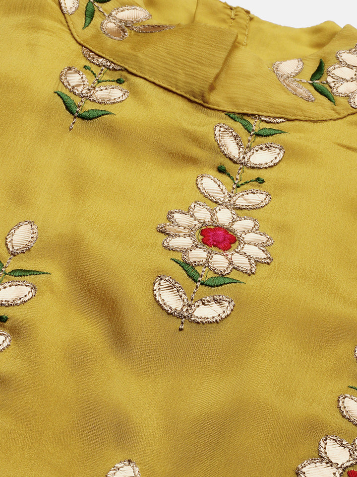 Yellow-Embroidered-Fabric-Kurta-Pant-Set