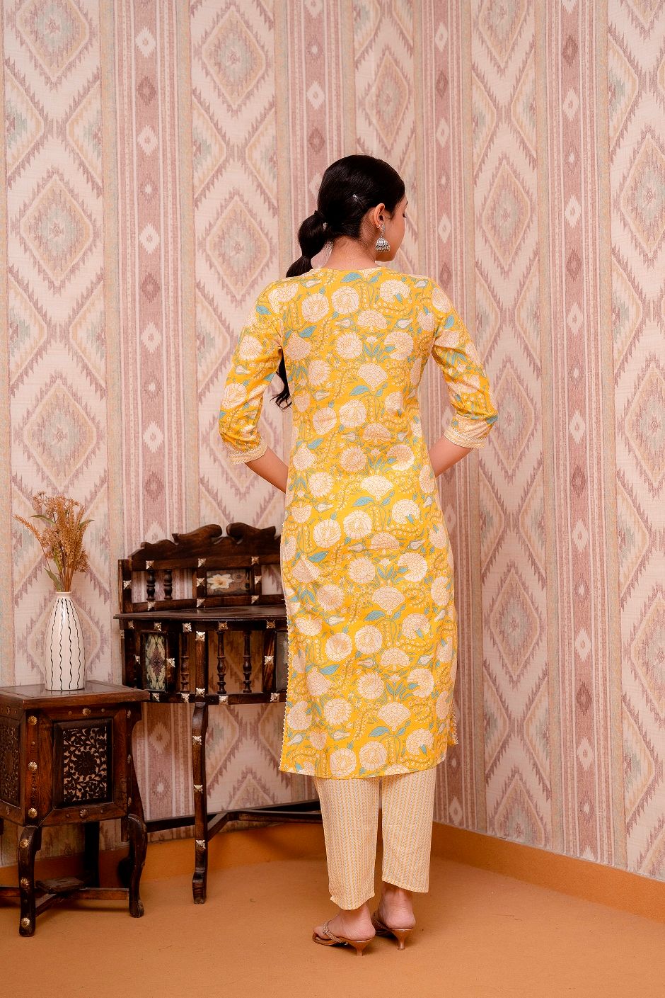 Yellow-Embroidered-Long-Straight-Cotton-3-Piece-Kurta-Set