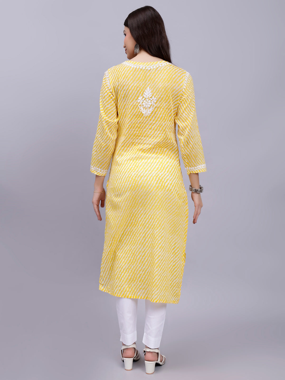 Yellow Mul Mul Lucknowi Leheriya Chikankari Kurti