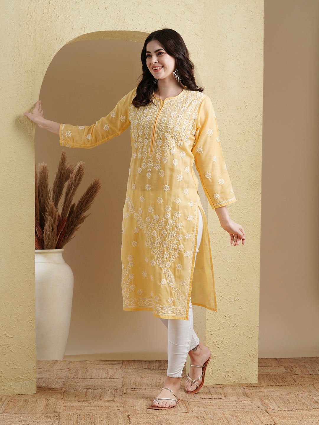 Yellow & White Cotton Artisan Embroidered Chikankari Kurta