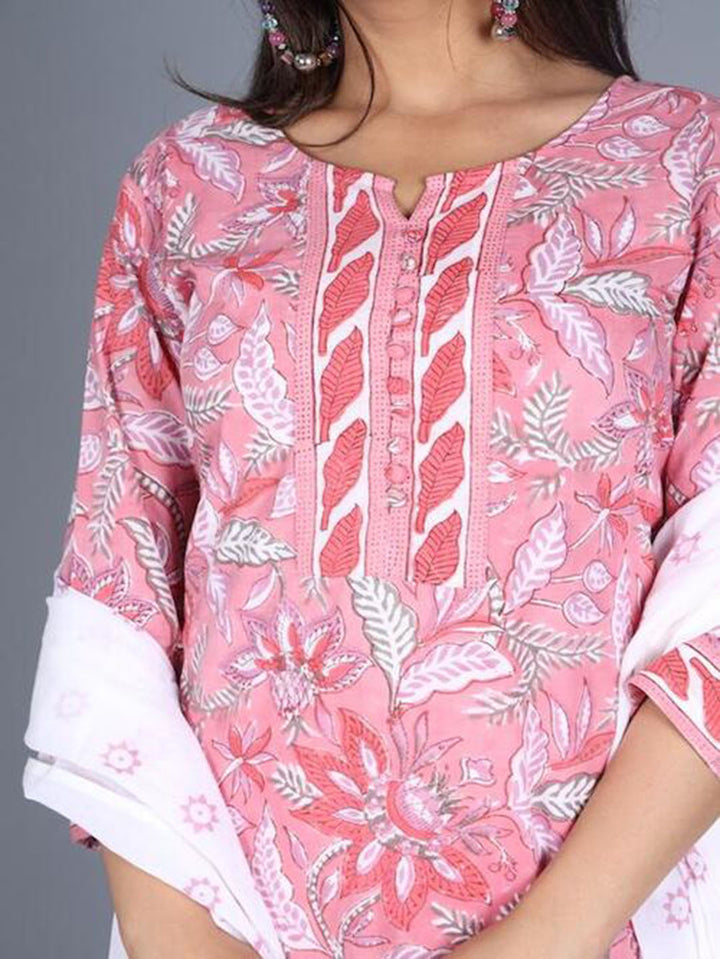 Rozana Lily Pink Hand Printed Suit (Set Of 3)